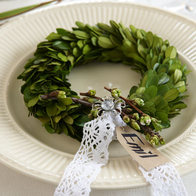 Hvitt&nbsp;bord&nbsp;krans